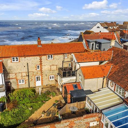 The Wave - 3 Bed Beach Front Home In Sheringham Exterior photo